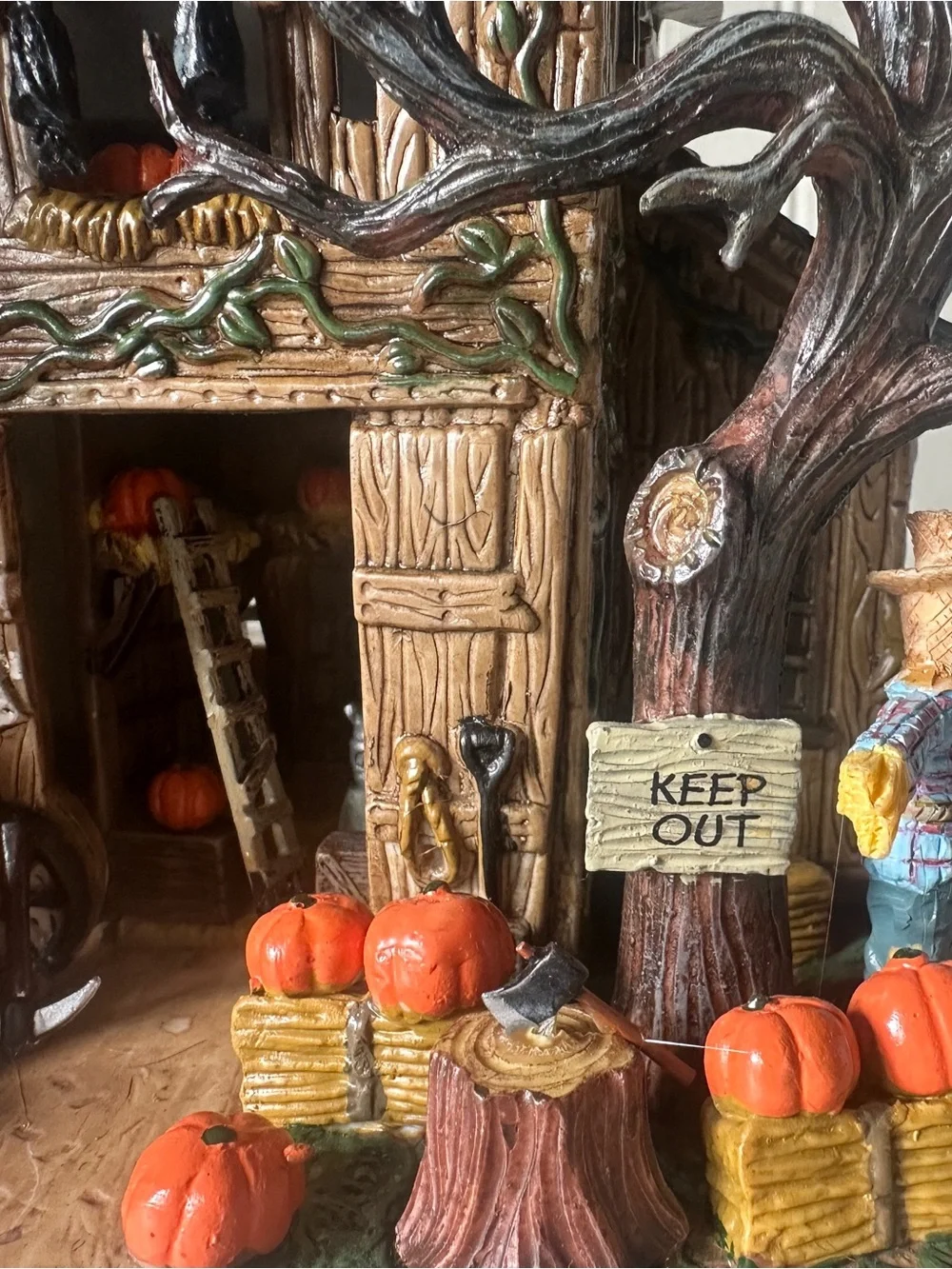 Lemax spooky town